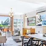 Heatherbrae I - World Class Harbour Bridge Views!