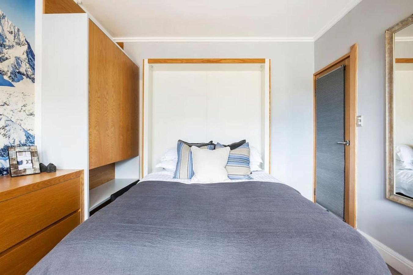 Apartment Heatherbrae I - World Class Harbour Bridge Views! Sydney