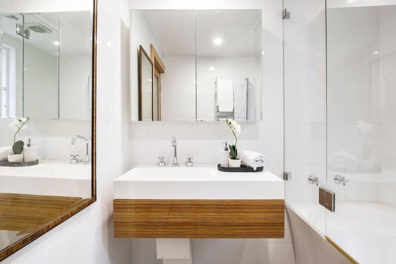 Heatherbrae I - World Class Harbour Bridge Views! Sydney