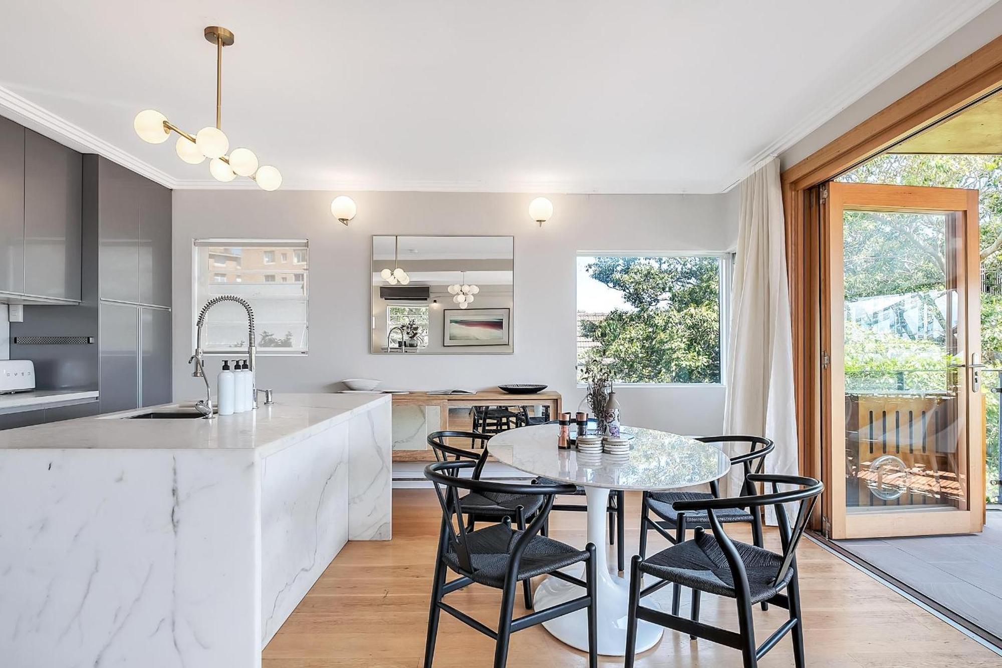 Apartment Heatherbrae I - World Class Harbour Bridge Views!