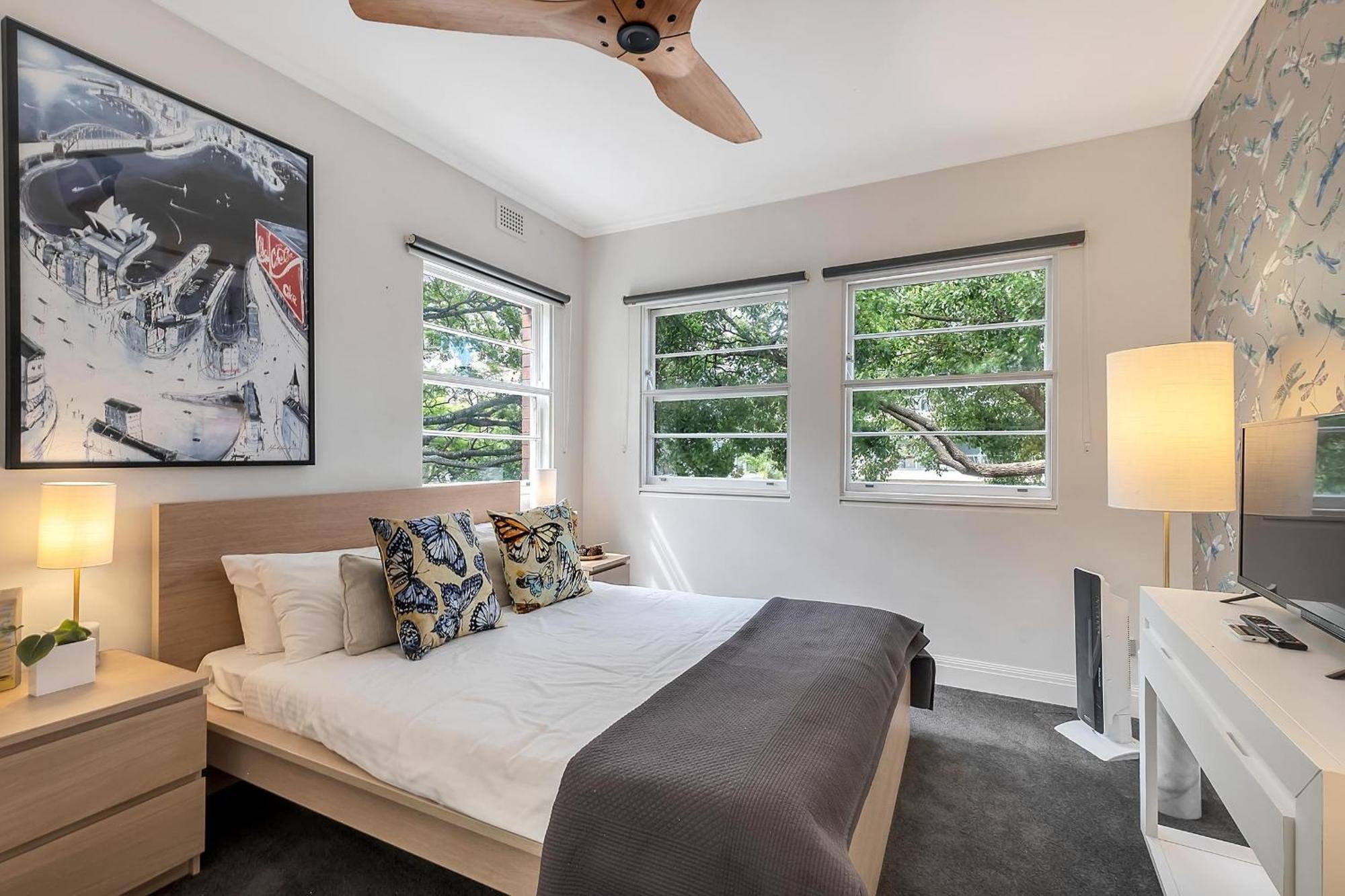 Apartment Heatherbrae I - World Class Harbour Bridge Views! *
